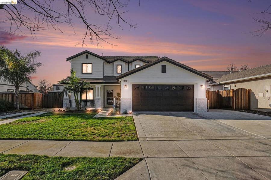 Property photo for 2013 Hedge Ave, Brentwood, CA