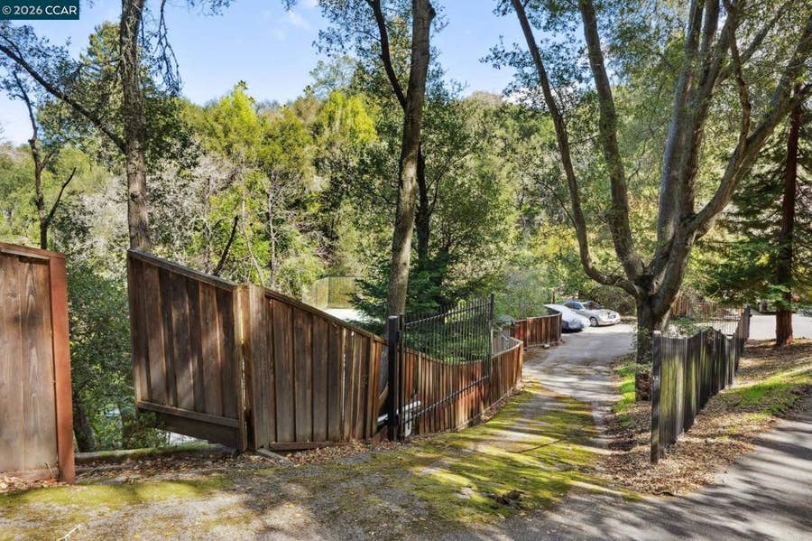 Property photo for 49 Tiger Tail Court, Orinda, CA
