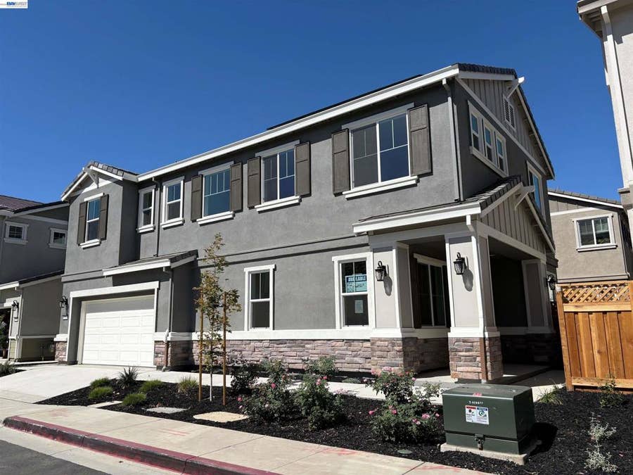 Property photo for 222 Mindy Way, Pittsburg, CA