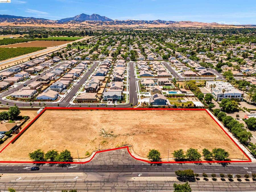 Property photo for Walnut Blvd, Brentwood, CA