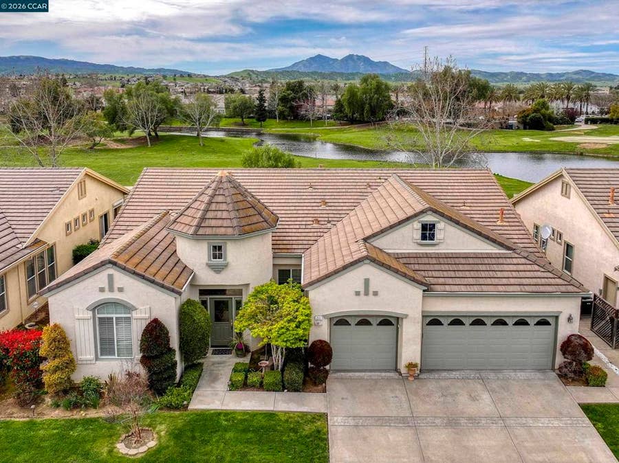 Property photo for 211 Benoni Ln, Brentwood, CA