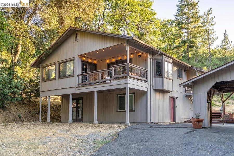 Property photo for 19266 Ferretti Rd, Groveland, CA