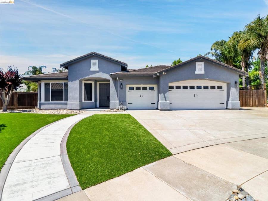 Property photo for 1109 San Donato Ct, Brentwood, CA