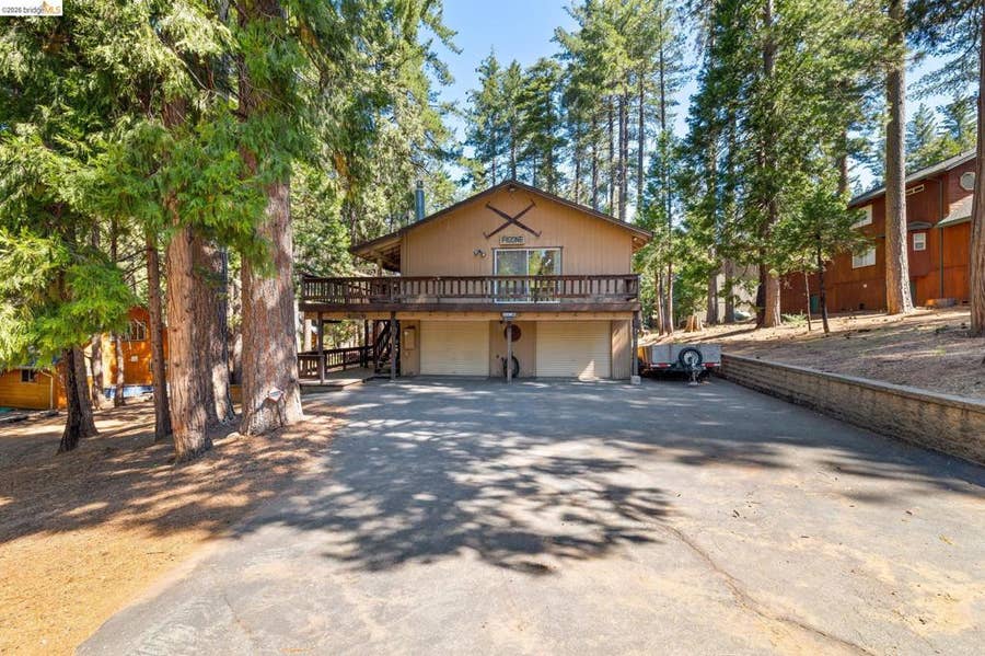 Property photo for 2119 Silverado Way, Arnold, CA
