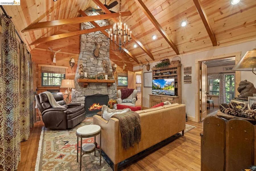 Property photo for 105 Pinecrest Lake RD, Pinecrest, CA