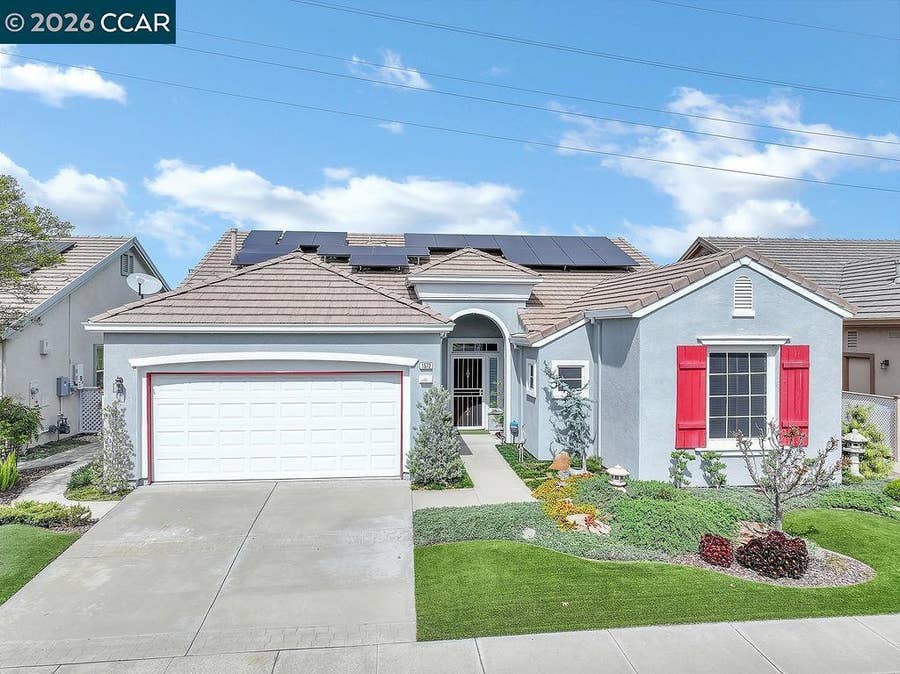 Property photo for 1572 Rubidoux Ln, Brentwood, CA