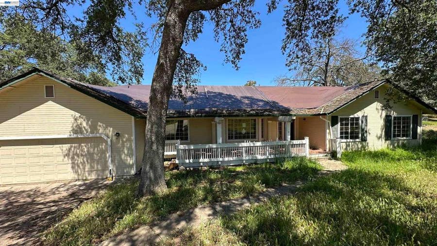 Property photo for 2633 Glen Ct, Valley Springs, CA