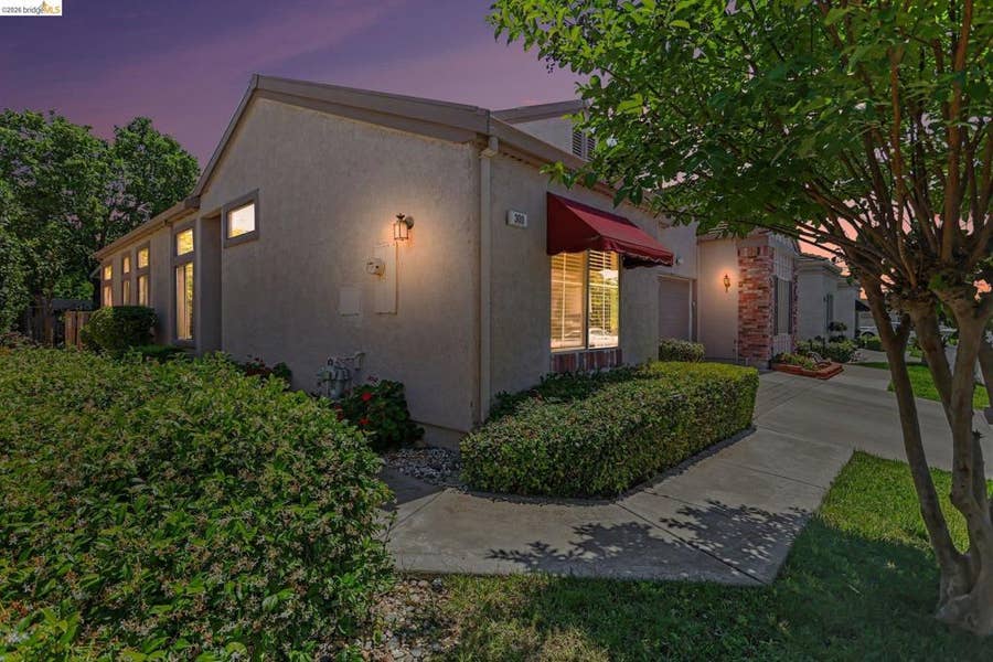 Property photo for 300 Winesap Dr, Brentwood, CA
