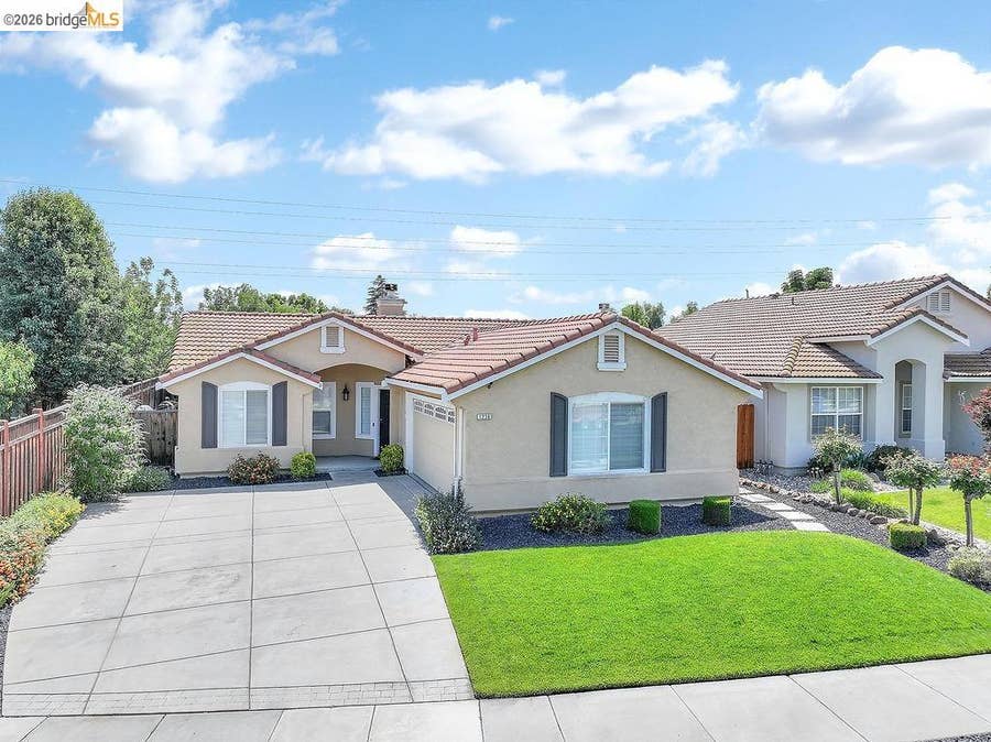 Property photo for 1230 Arlington Way, Brentwood, CA