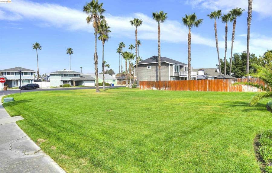 Property photo for 1609 Willow Lake Rd, Discovery Bay, CA