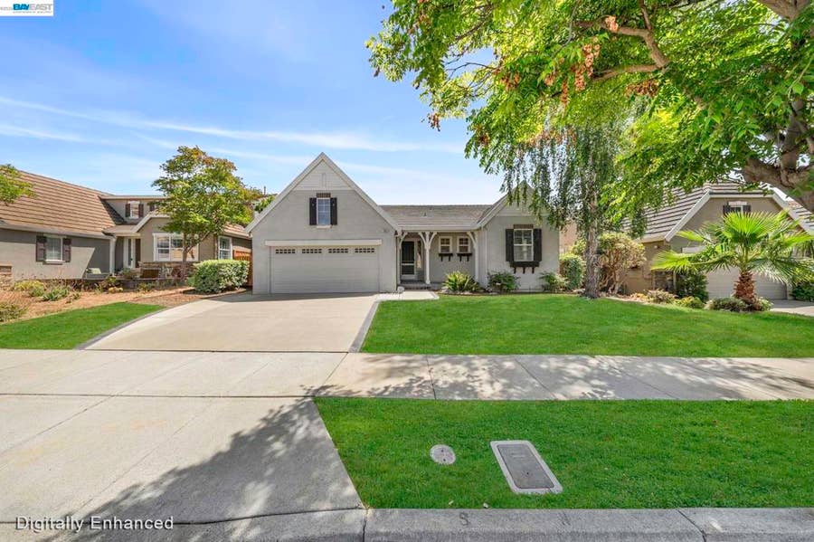 Property photo for 2908 Haddington Ct, Brentwood, CA