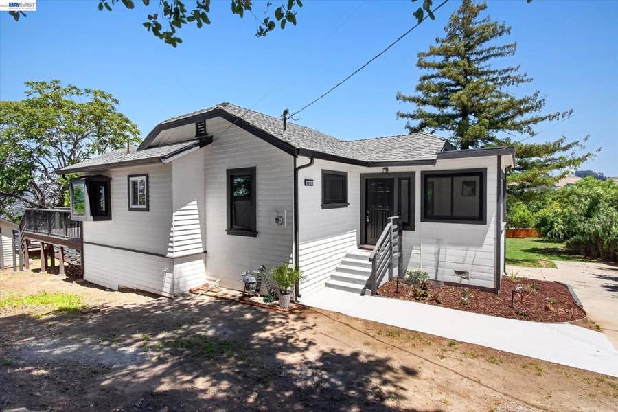 Property photo for 3280 Ohlone Way, Hayward, CA