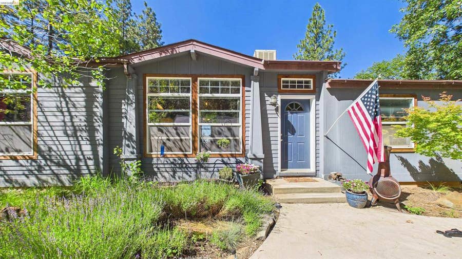 Property photo for 17545 Mount Elizabeth Road, Sonora, CA