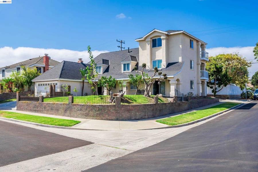 Property photo for 1622 Pegasus St, Newport Beach, CA
