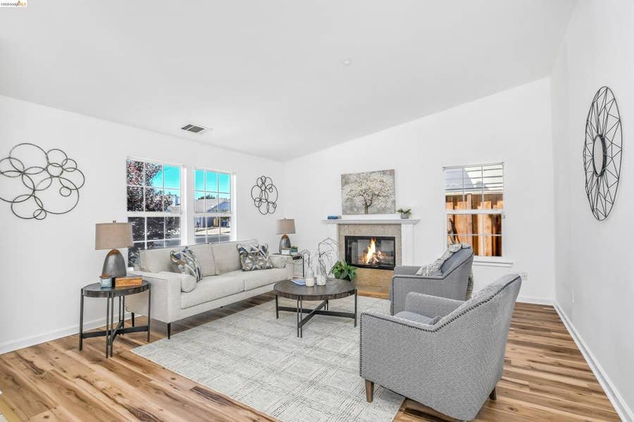 Property photo for 2076 Heartland Cir, Brentwood, CA