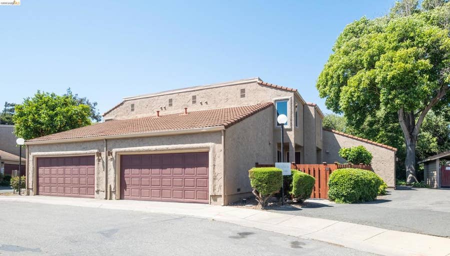 Property photo for 31 Campo Verde Circle, San Pablo, CA