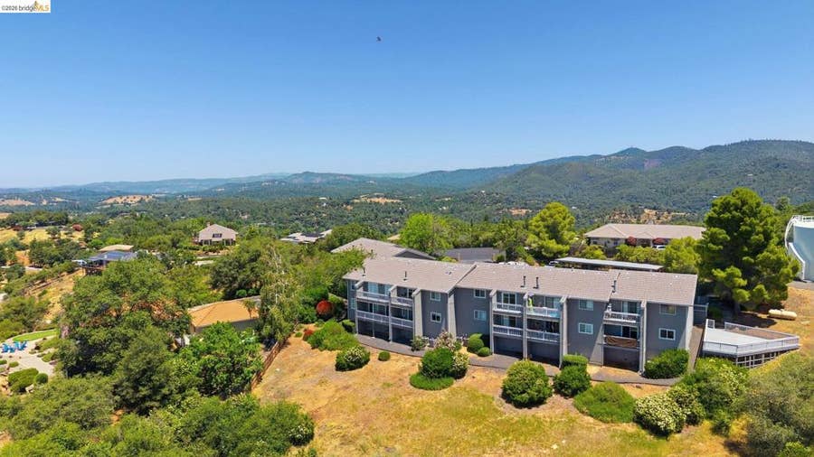 Property photo for 19849 Villa Dr, #101, Sonora, CA