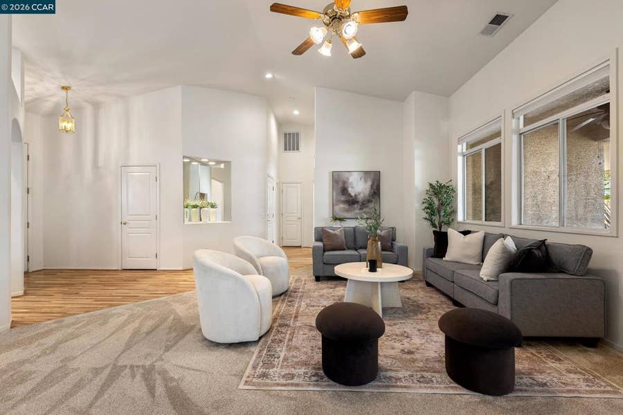 Property photo for 287 Mandarin Cir, Vacaville, CA