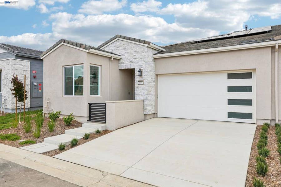 Property photo for 1079 Riverbend Drive, Brentwood, CA