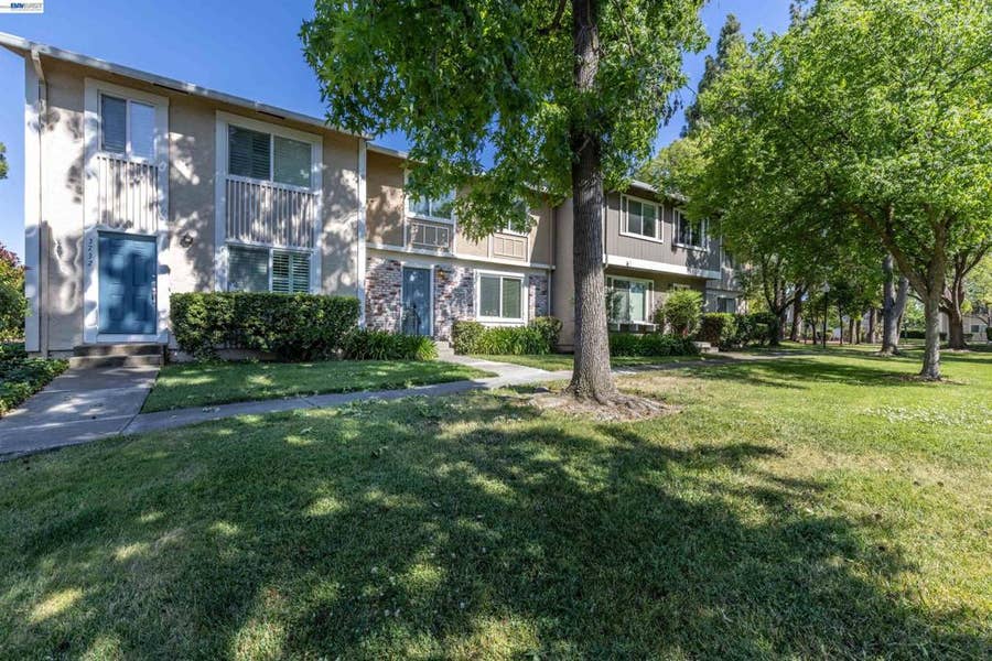 Property photo for 3734 Carrigan Cmn, Livermore, CA