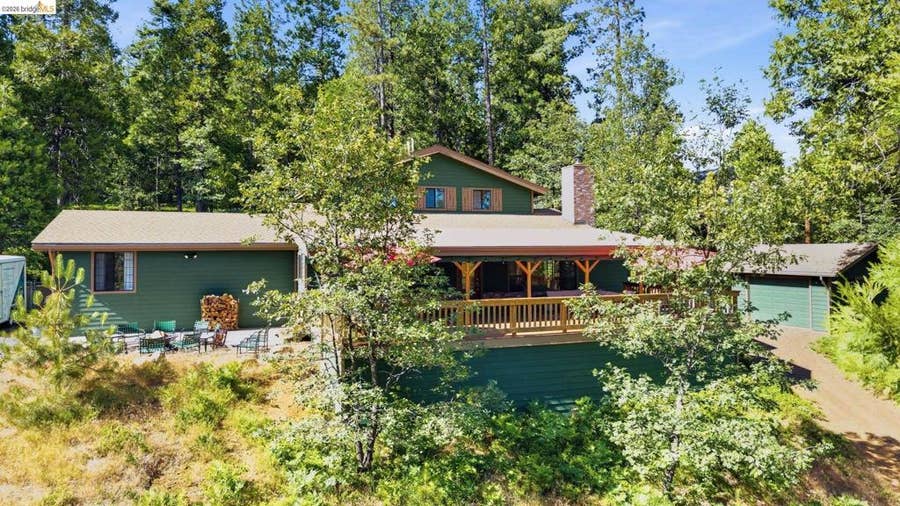 Property photo for 24882 Bottini Apple Ranch Rd, Mi Wuk Village, CA