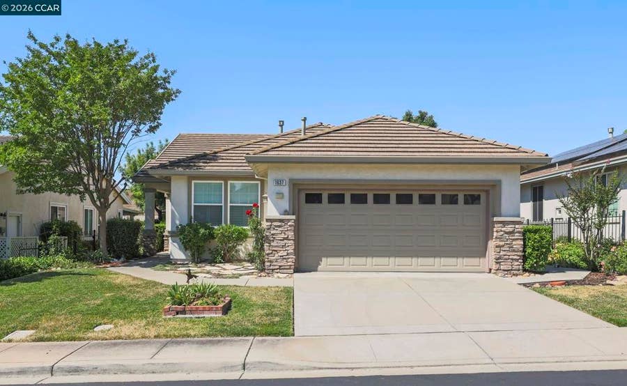Property photo for 1637 Regent Dr, Brentwood, CA