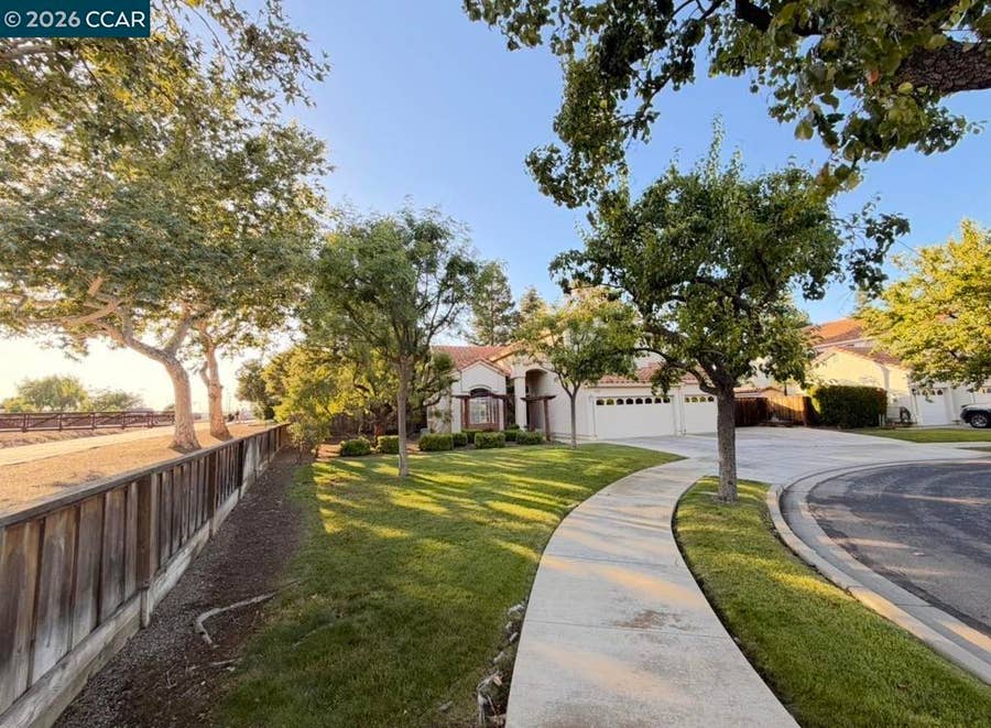 Property photo for 1395 Breakwater Way, Brentwood, CA