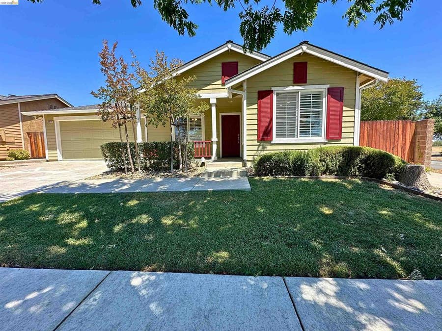 Property photo for 3014 Wright Way, Brentwood, CA