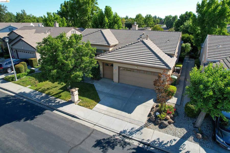 Property photo for 1941 Jubilee Drive, Brentwood, CA