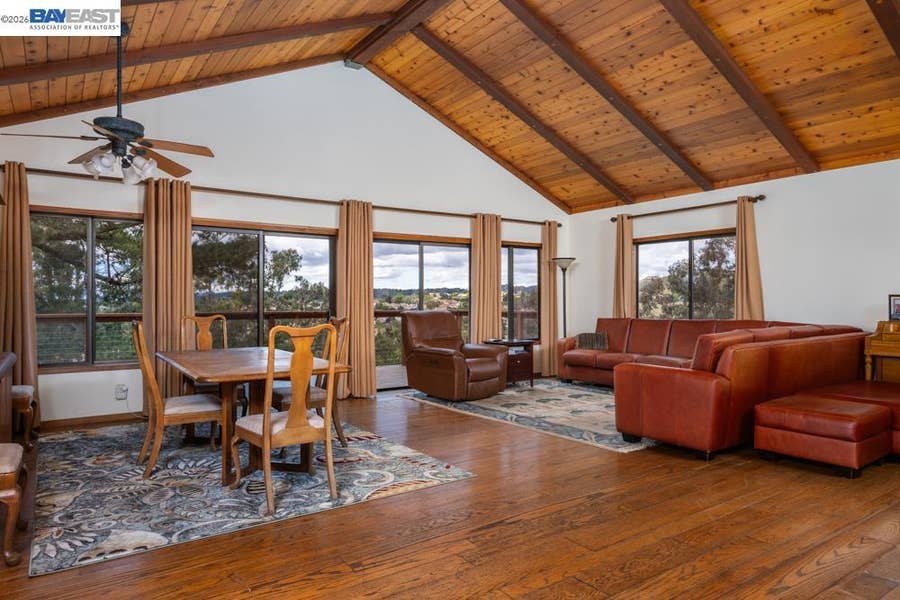 Property photo for 6727 Sunnyslope Ave, Castro Valley, CA