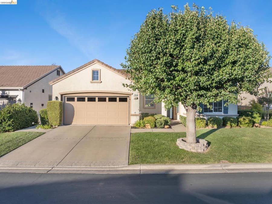 Property photo for 725 Richardson Drive, Brentwood, CA
