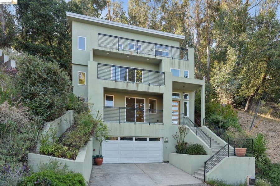 Property photo for 5917 Balboa, Oakland, CA