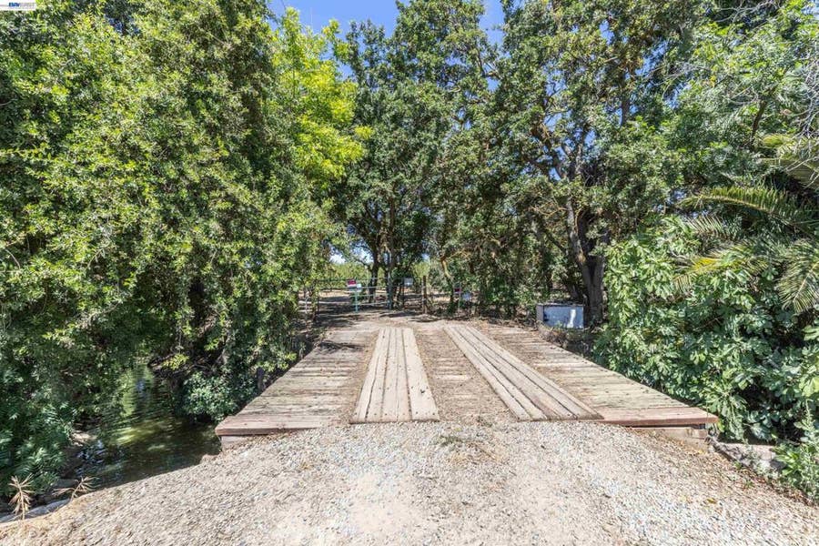 Property photo for 3515 Kellogg Creek Rd, Byron, CA