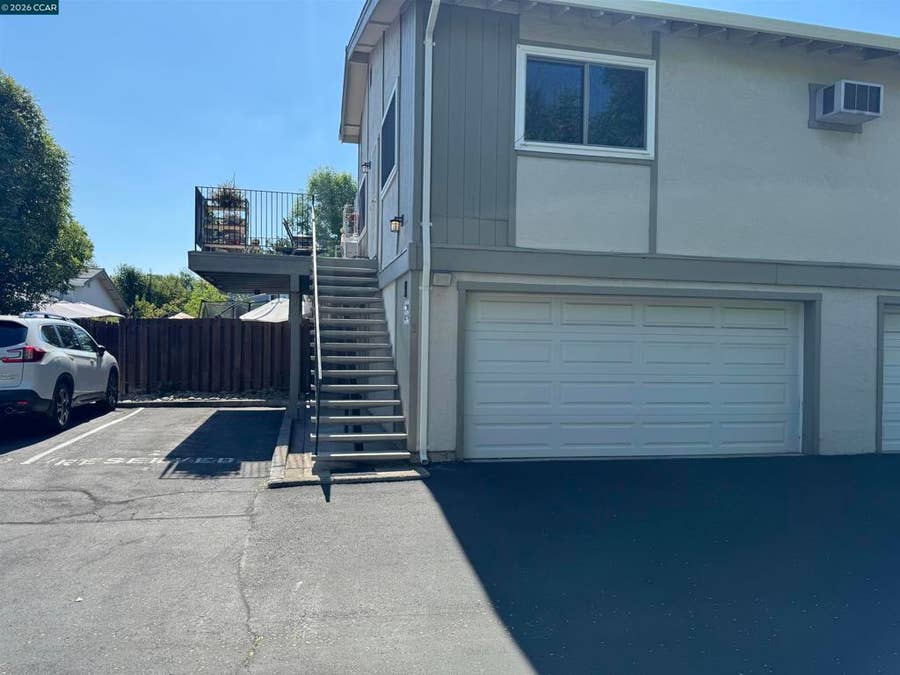 Property photo for 1070 Mohr Ln, #1, Concord, CA