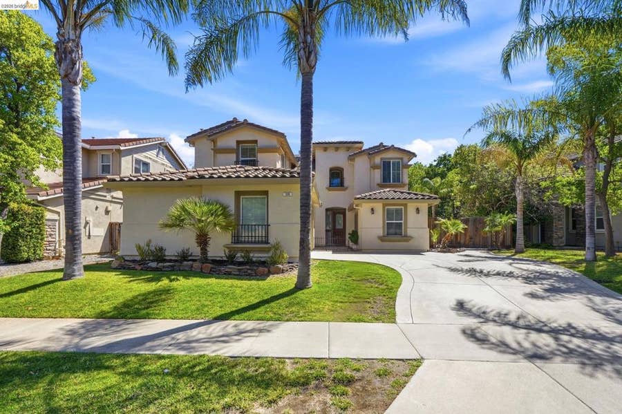 Property photo for 308 Foothill Dr, Brentwood, CA