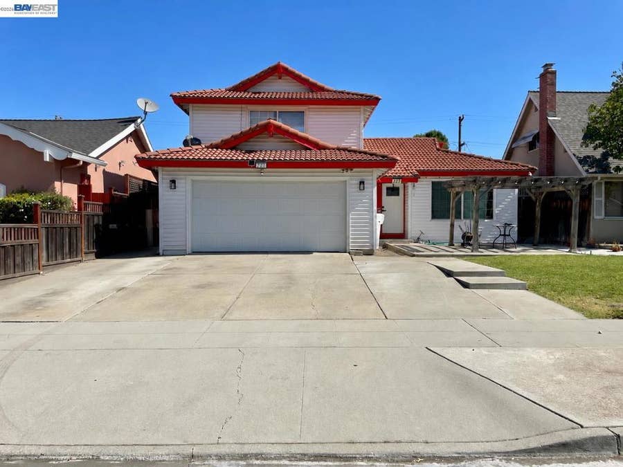 Property photo for 221 Beegum Way, San Jose, CA