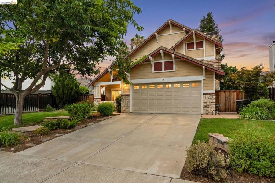 Property photo for 678 Cherry Tree Way, Brentwood, CA