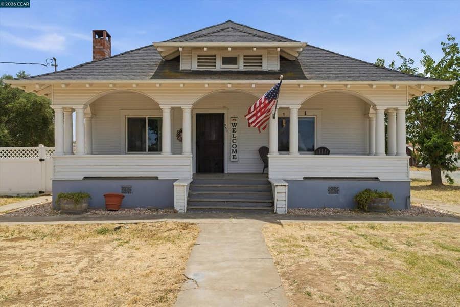 Property photo for 2930 Camino Diablo, Byron, CA