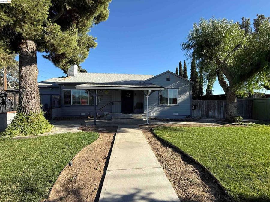 Property photo for Brentwood, CA