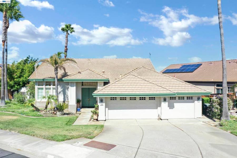 Property photo for 1989 Newport Dr, Discovery Bay, CA