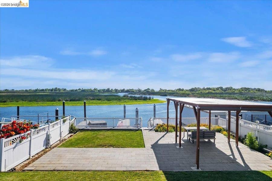 Property photo for 5218 Sandmound Blvd, Oakley, CA