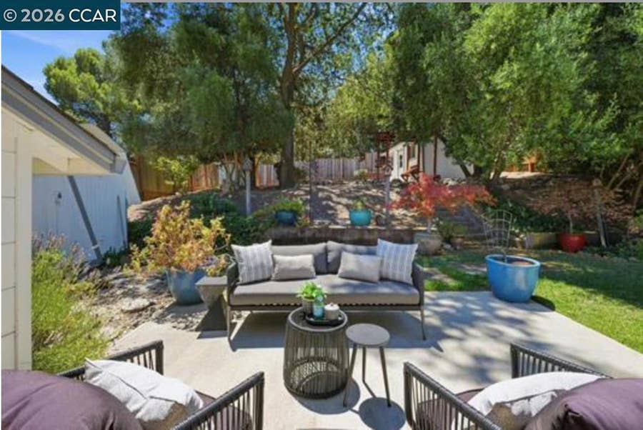 Property photo for 210 Vista Way, Martinez, CA