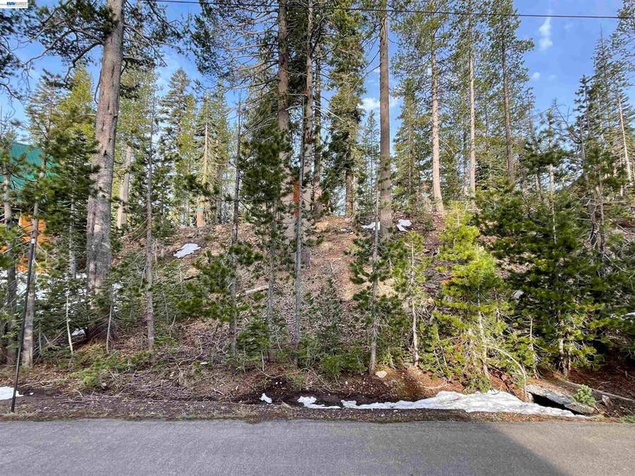 Property photo for 7217 Palisade Road, Soda Springs, CA