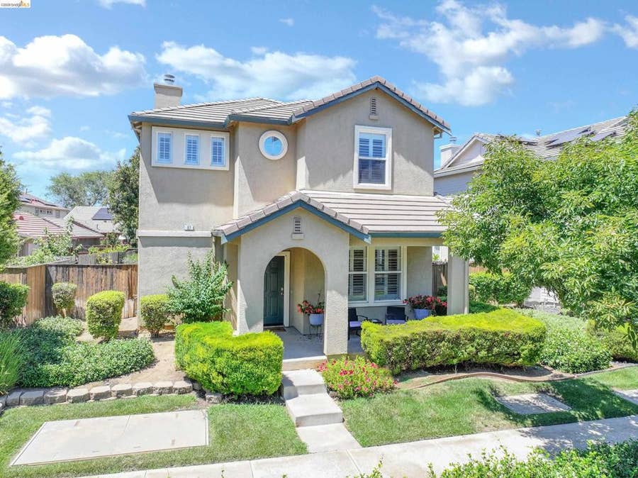 Property photo for 97 Lexington St, Brentwood, CA