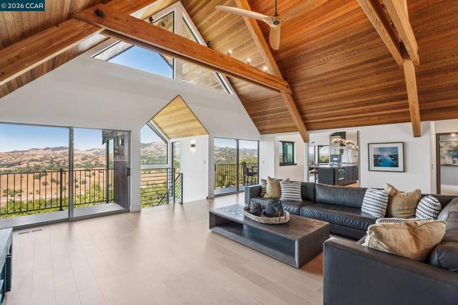 Property photo for 321 Castle Crest Rd, Alamo, CA