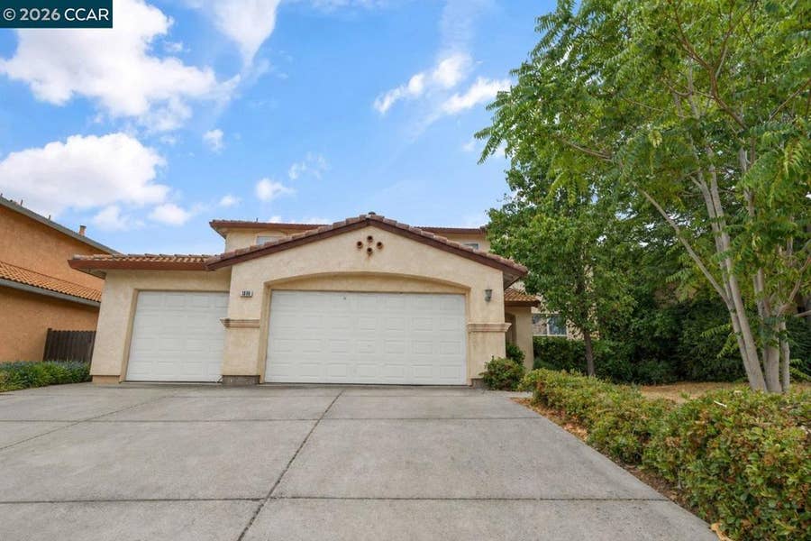 Property photo for 1816 Crown Peak Way, Antioch, CA