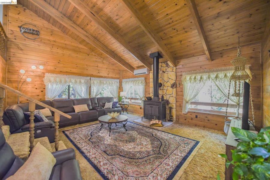 Property photo for 19342 Superior Dr, Twain Harte, CA