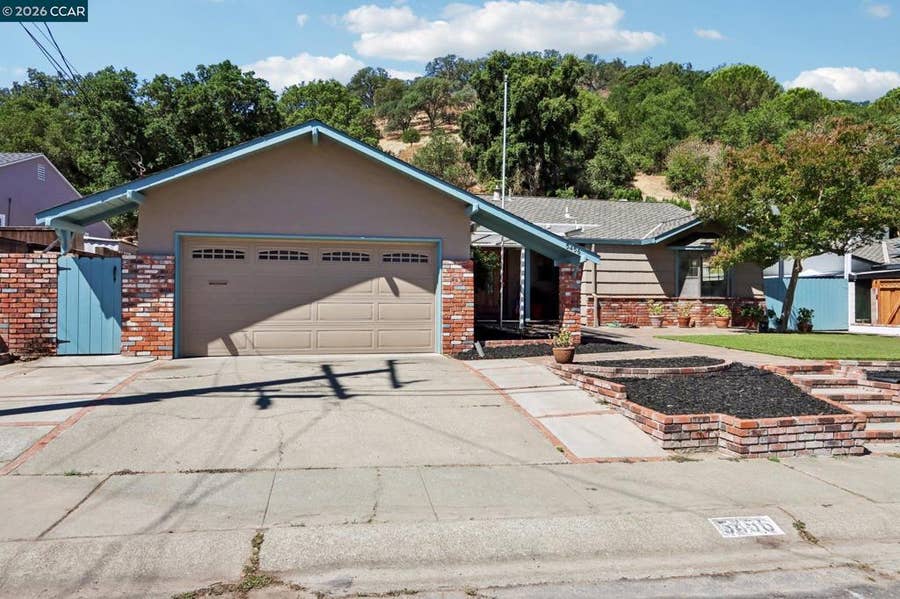 Property photo for 5456 Degnan Dr, Martinez, CA