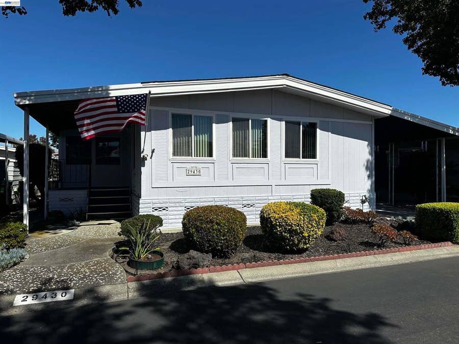Property photo for 29430 New Hampshire Way, Hayward, CA