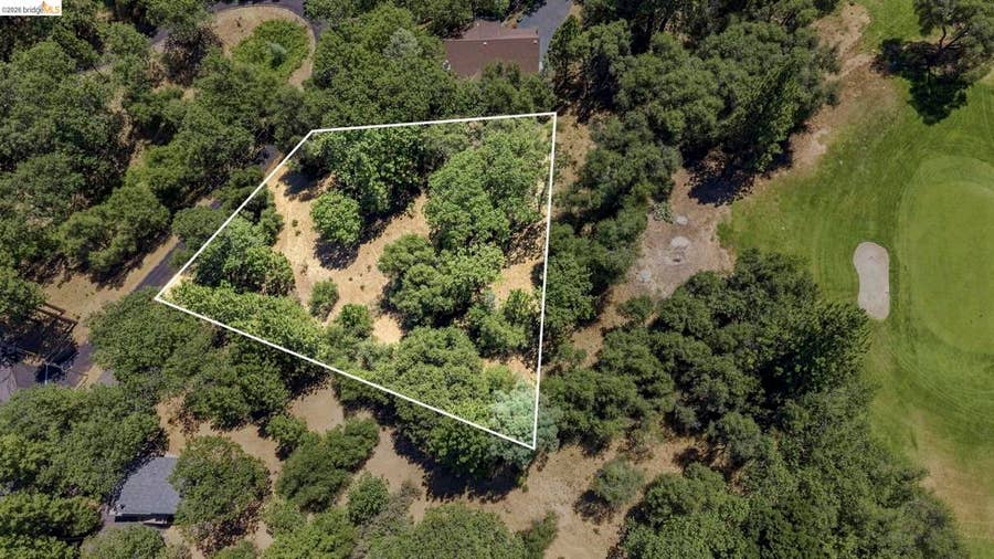 Property photo for 12936 First Garrotte Circle, Groveland, CA